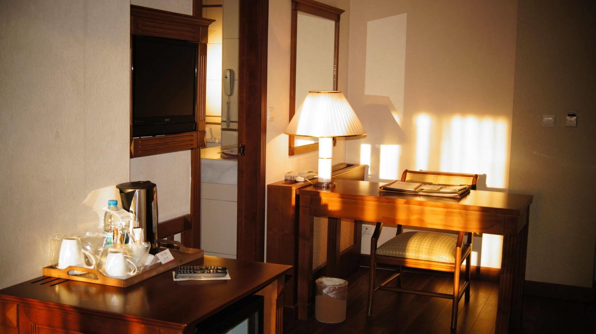 Elit Palas Hotel Анкара Екстериор снимка